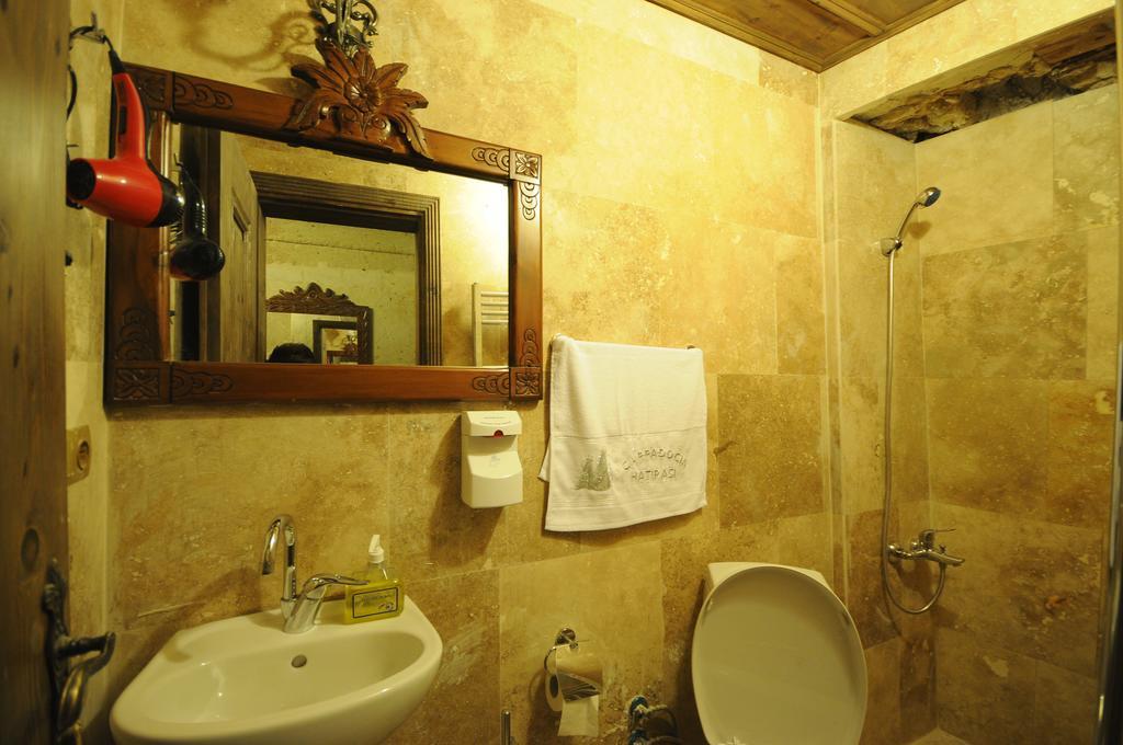 Kardesler Cave Hotel أوروغوبْ الغرفة الصورة