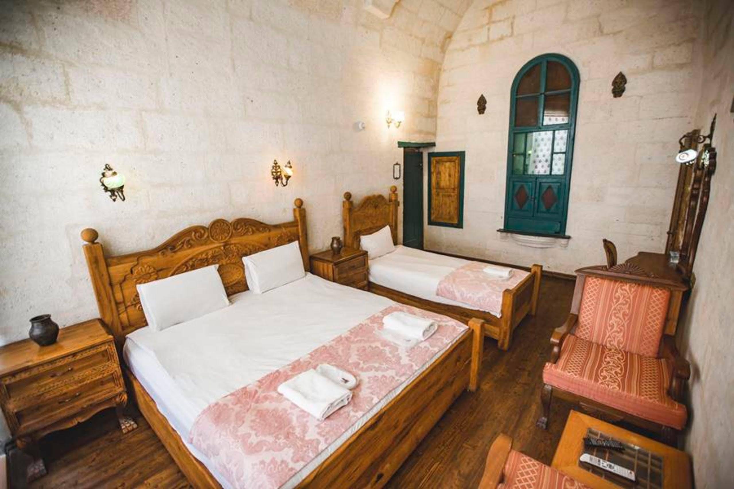 Kardesler Cave Hotel أوروغوبْ المظهر الخارجي الصورة