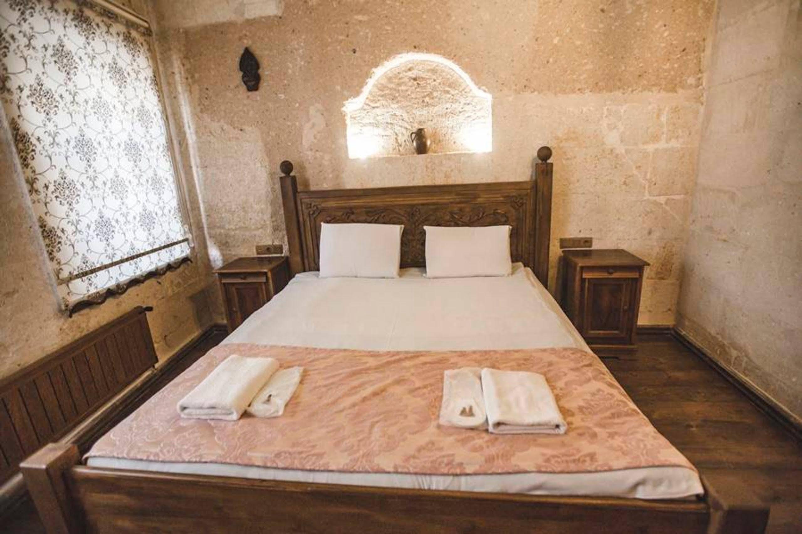 Kardesler Cave Hotel أوروغوبْ المظهر الخارجي الصورة