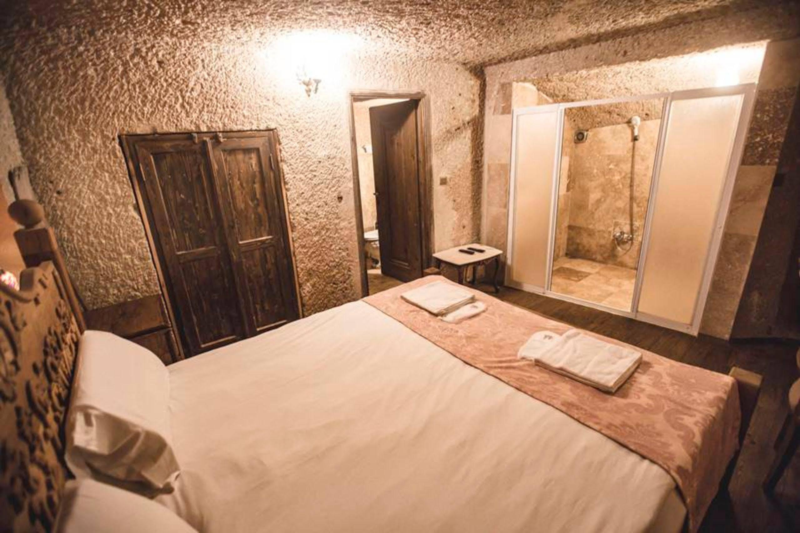 Kardesler Cave Hotel أوروغوبْ المظهر الخارجي الصورة