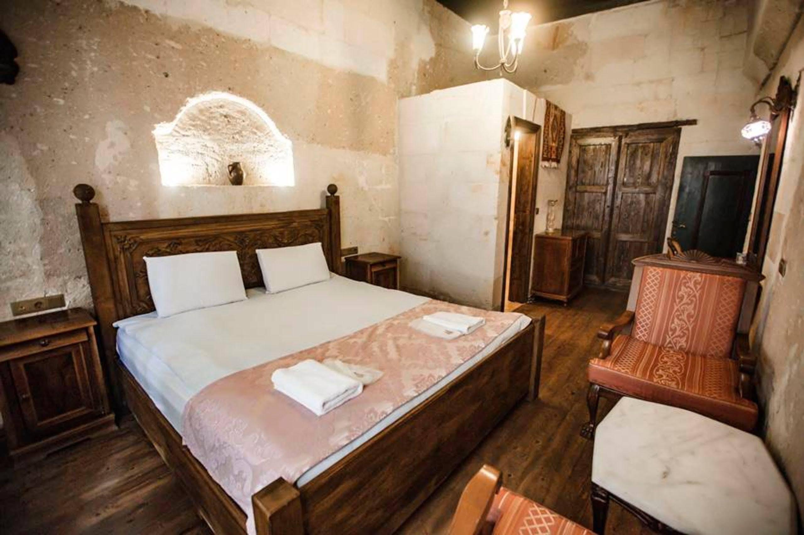 Kardesler Cave Hotel أوروغوبْ المظهر الخارجي الصورة