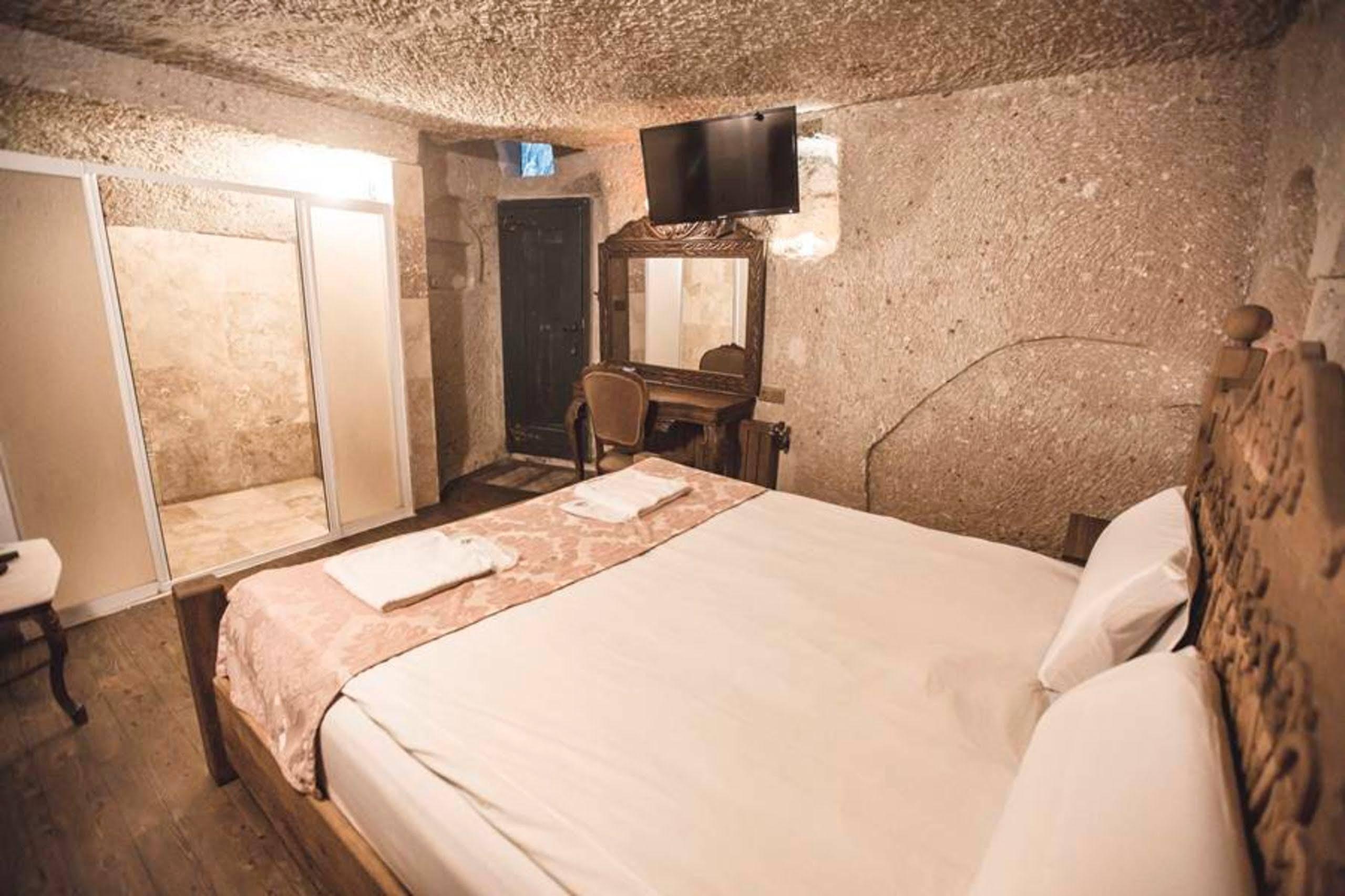 Kardesler Cave Hotel أوروغوبْ المظهر الخارجي الصورة