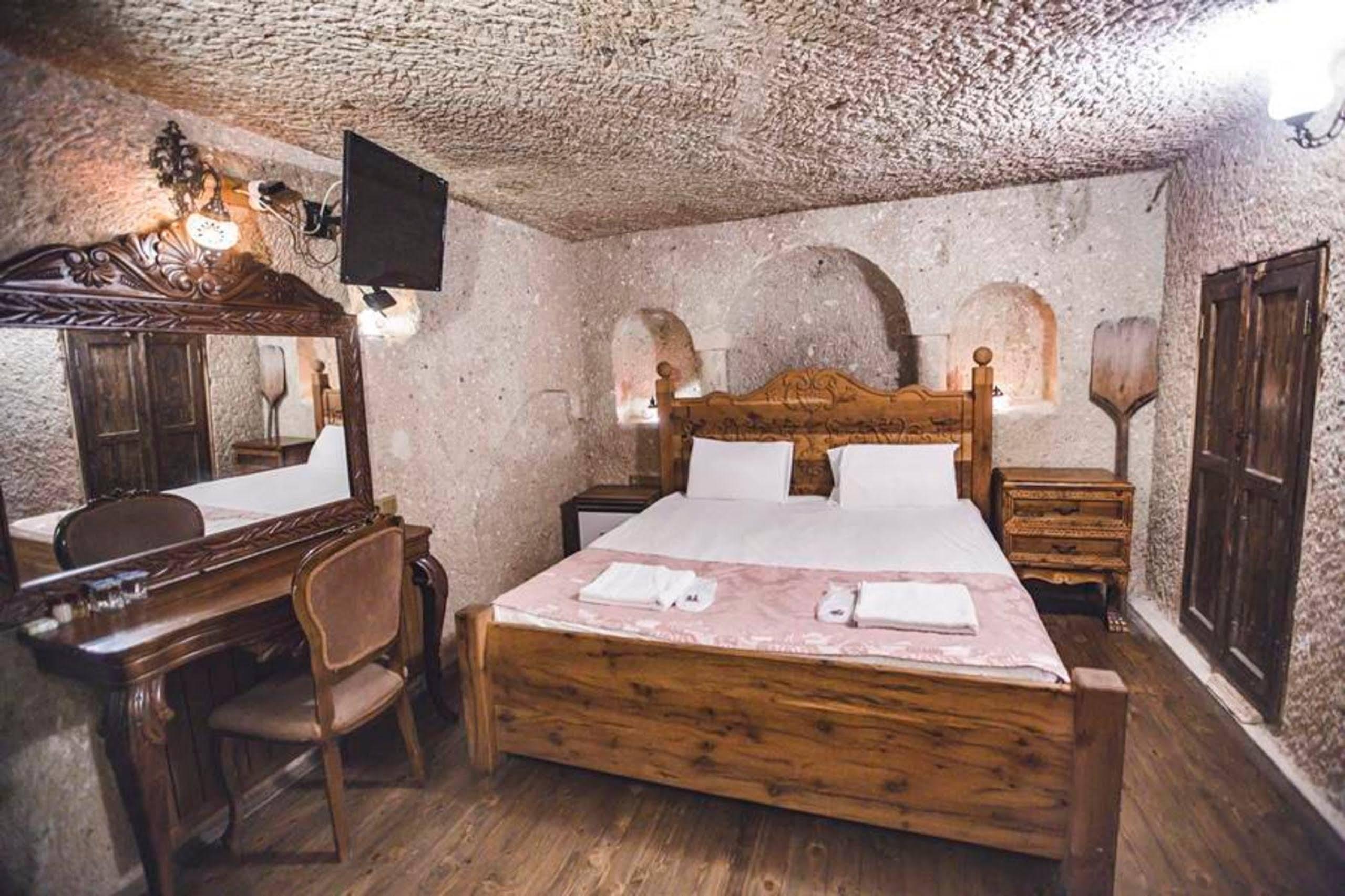 Kardesler Cave Hotel أوروغوبْ المظهر الخارجي الصورة